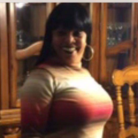 Meet your Posher, Maria - Picture 1 of 1